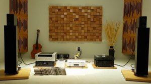 Elac BS-312 & T+A Music Receiver