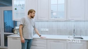 Белые матовые фасады для кухни – всё так плохо?