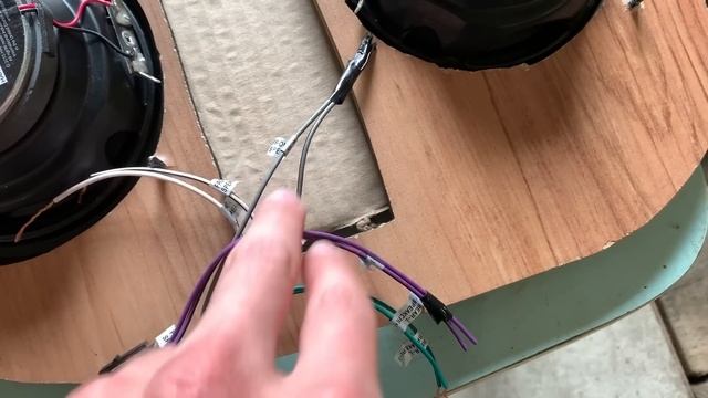 КРУТАЯ МУЗЫКА НА СКУТЕР СВОИМИ РУКАМИ ЗА 2000 РУБЛЕЙ! смотреть онлайн