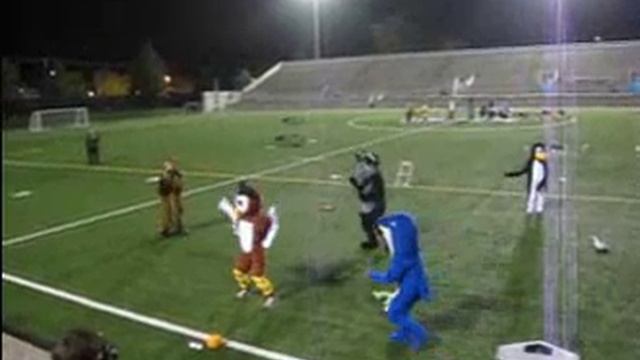 Nuit Blanche Zone C: I Promise It WIll Always Be This Way смотреть онлайн