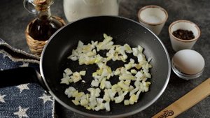 Рисовые оладьи с куриным филе