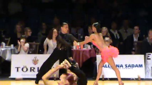 Inostrantsev Vladislav - Nikolajeva Marina - Samba смотреть онлайн