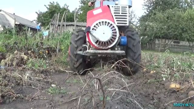 Грохотная картофелекопалка. Копка картофеля 2015 (по традиции) смотреть онлайн