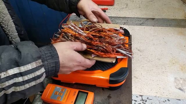 Распил. Сколько меди в компрессоре морозильной камеры. смотреть онлайн