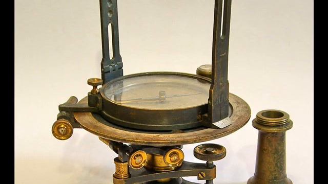 Этот антиквариат может быть Вашим. смотреть онлайн