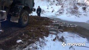 Заезжаем в лес. Делаем дорогу в делянку.