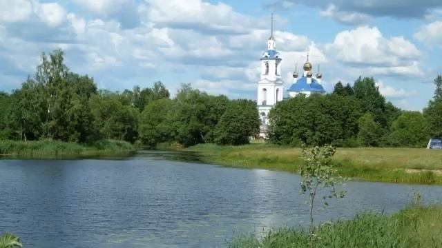 Теплый кирпичный двух этажный дом с камином смотреть онлайн