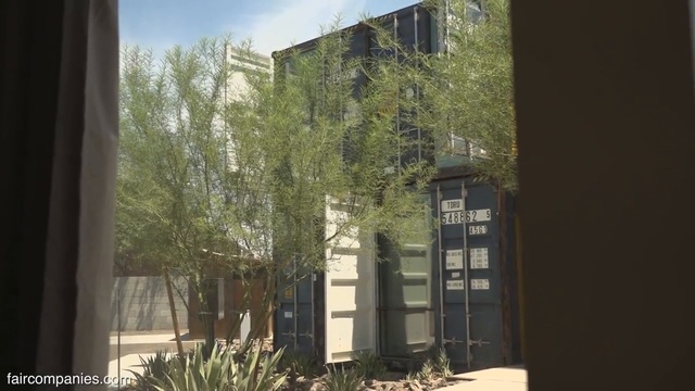 021. «ДОМ И HOSTEL» Дом из морских контейнеров Отель на 9 квартир. 03.16 мин.