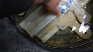 Как отмыть шпателя от старого раствора (простой способ)