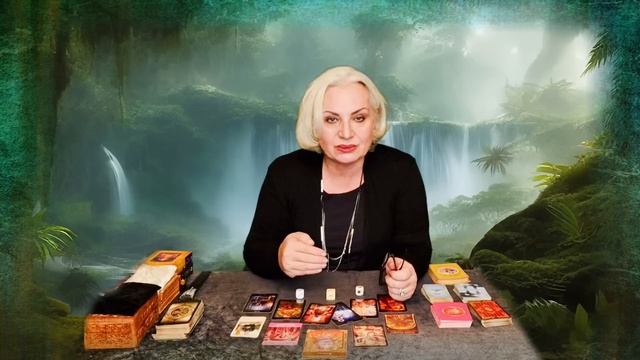 Green Frogs everywhere - A reading on the Rainforest Alliance - Tarot Cards