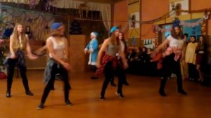 Танец на Новый Год. 9 класс