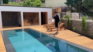 Бассейн с щелевым переливом в Сочи