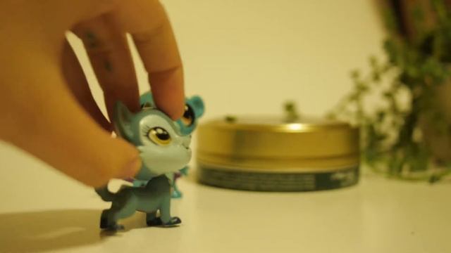 Духи Праздников : Хеллоуин смотреть онлайн