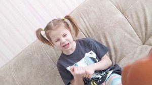 Купили злую собаку за 999 рублей! собака кусает всех подряд когда все ее боятся