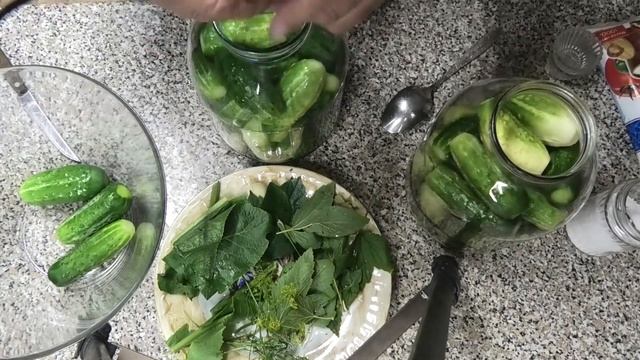 Как консервировать  хрустящие огурцы на зиму. Хрум-хрум огурчики без уксуса с лимонной кислотой.