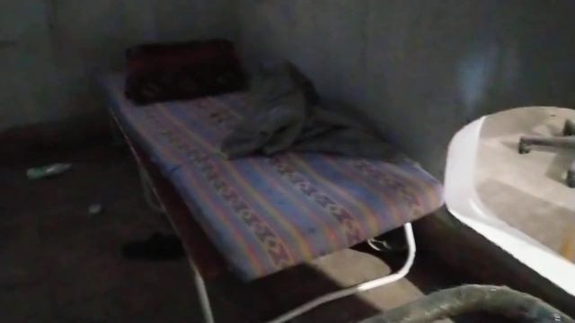 МИГРАНТЫ ПРОДОЛЖАЮТ НЕЗАКОННО ЗАХВАТЫВАТЬ ПОДВАЛЬНЫЕ ПОМЕЩЕНИЯ В ЖИЛЫХ ДОМАХ В МОСКВЕ. смотреть онлайн