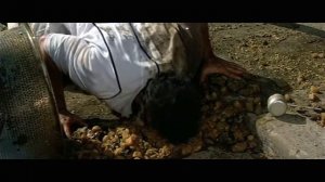 Индийское кино.Боксер.В тюрьме.