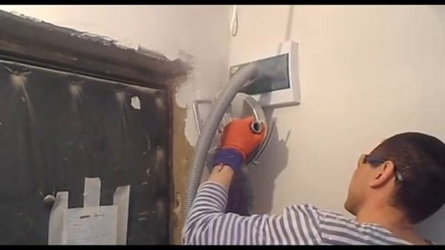 Ремонт ДвушкиЧасть11ОбзорШтробореза и Установка входной двери смотреть онлайн