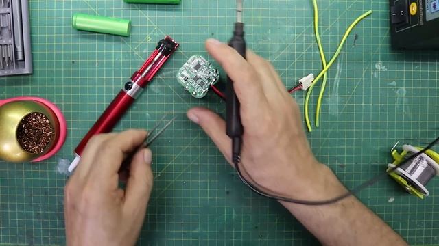 Dört Adet Pil 970 TL 21 Kuruş Olur mu? | Robot Süpürge Batarya Tamiri Nasıl Yapılır? смотреть онлайн