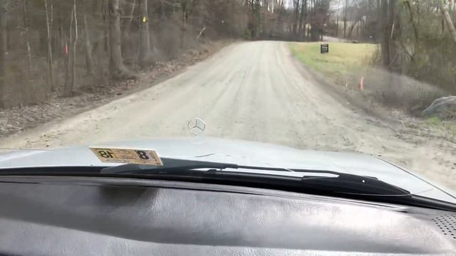 1984 Mercedes 190D смотреть онлайн