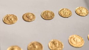 Клад золотых монет.