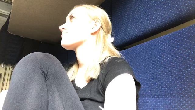 13 часов челендж едем в поезде!