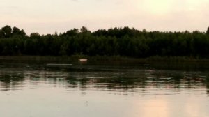 Ахтуба в районе парома в Харабалях. Уровень воды чуть больше летней межени.