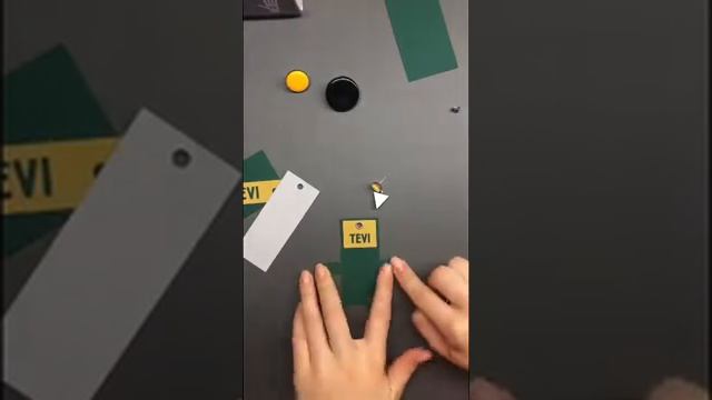 АСМР видео как упаковать серьги в подарок | мурашки по коже (ASMR). смотреть онлайн