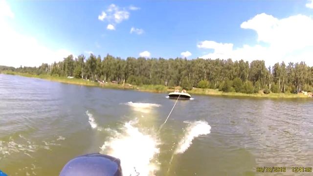 Катание на бублике с подругой смотреть онлайн