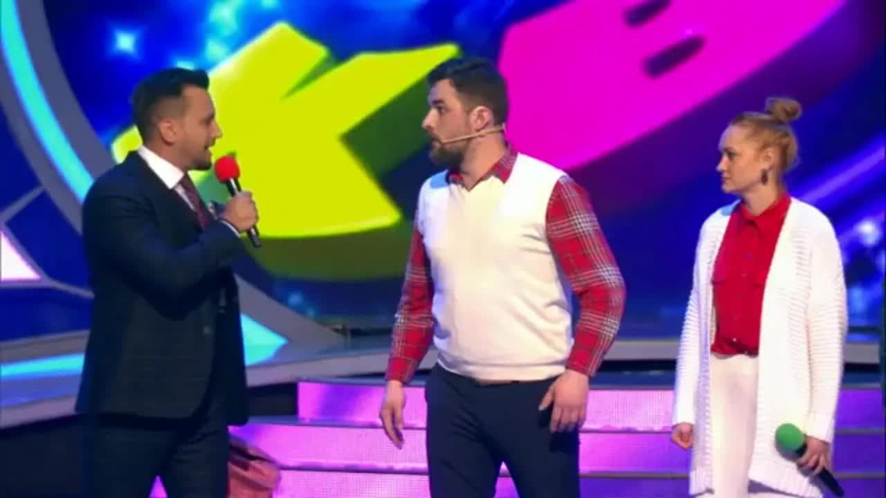 Квн высшая лига анонс. КВН высокий и низкий. КВН. Высшая лига. Первый полуфинал. Анонс. КВН Высшая лига анонс ок. Будем дружить семьями КВН Настя Смирнова.