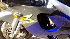 Видео обзор Suzuki gsx r 600 srad 1997
