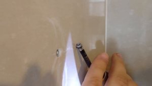 Сверление отверстий в керамограните: сверло не скользит, плитка не трескается