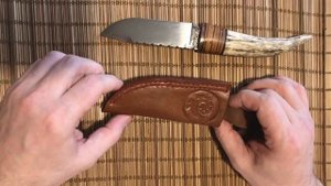 Охотничий нож с рукоятью из рога лося