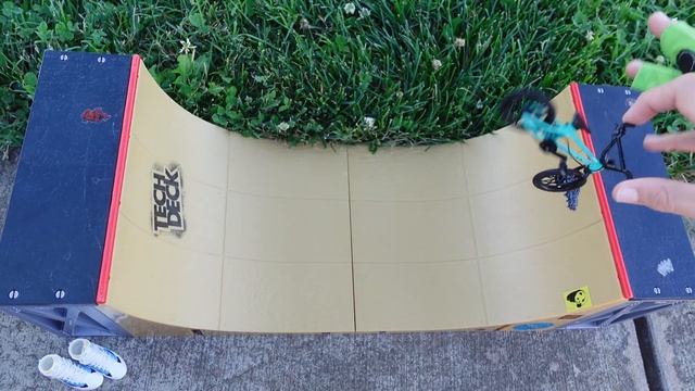 BMX Finger | Tech Deck Ramp | BMX Finger Tricks | BMX Bike Collection | Bike Competition | Mini Nik смотреть онлайн