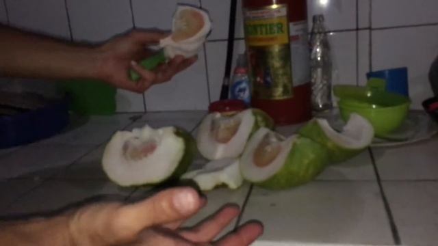 Помело экзотический фрукт. Pomelo