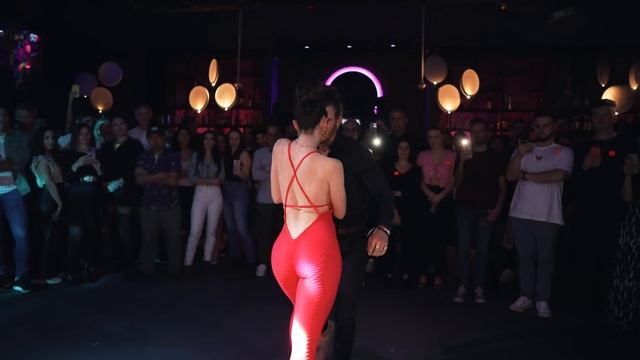 Elena Khamsi & Derek ❤️ (La imitadora) Romeo Santos. {?Valencia, Bachata} (BACHATA PASIÓN❤️?) смотреть онлайн