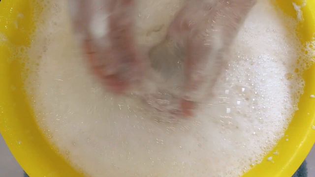 Мыление хозяйственного мыла и прилепушек 🧼