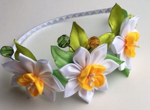 Мастер-класс по изготовлению украшений из атласных лент "Весенний букет" Карасева И.Ю. (12.04.2021)