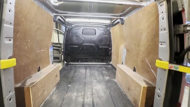 CP19LBU - 2019 FORD TRANSIT CUSTOM 300 L1 DIESEL FWD 2.0 EcoBlue 130ps Low Roof Limited Van смотреть онлайн