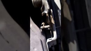 Как открыть  капот Хонда  Торнео