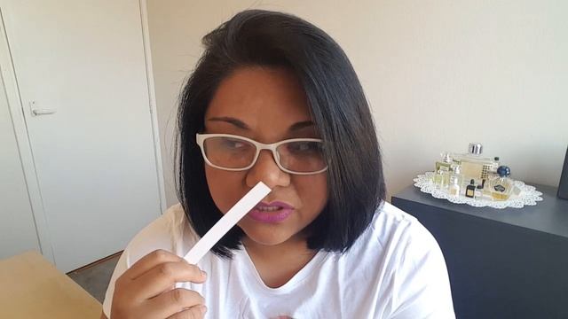 FLOWERBOMB DEW by VIKTOR & ROLF REVIEW (2020) смотреть онлайн