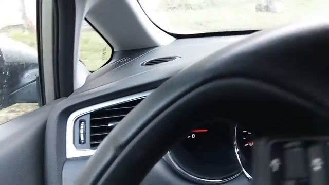 Звук работы мотора Kia Ceed JD 1,6 MPI: "на холодную" и полностью прогретого смотреть онлайн