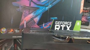 ASUS против GIGABYTE. Нюанс сборки. Видеокарта с толстым бэкплейтом упирается в память.