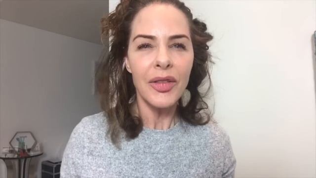 How I Do My Curls - Blow Dry Tutorial Part 2 | Trinny смотреть онлайн