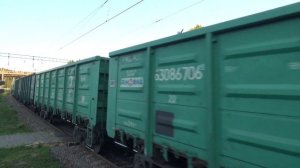 Электровоз ВЛ80С-1482 с грузовым поездом