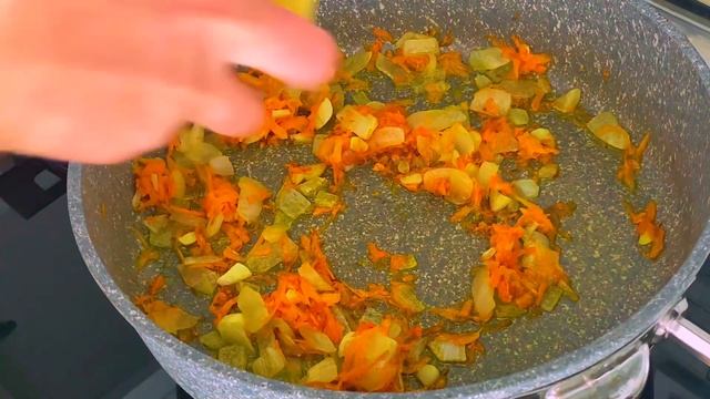 Жаркое с тефтелями . Просто и вкусное блюдо которое обожают даже дети .