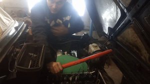 Сорвало шпильку головки  на русской ВАЗ. Что делать ? Смотреть до конца .