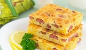 ПИРОГ "КОНОПАТЫЙ" С СОСИСКАМИ И СЫРОМ