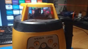 Ротационный нивелир VEGA LR200