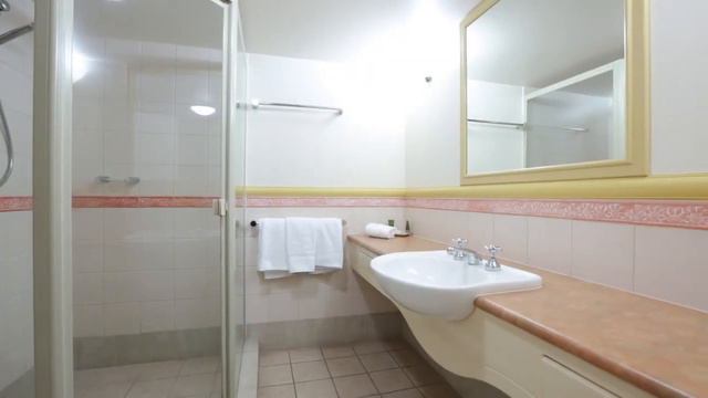 1803 Crown Towers : 5 Palm Avenue - Surfers Paradise (4217) Quee... смотреть онлайн